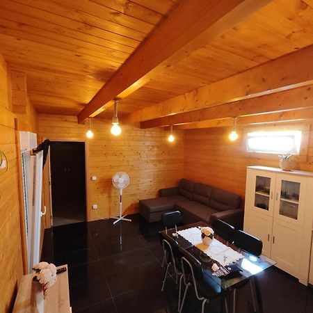 Mondalva Guesthouse Sao Pedro de Alva المظهر الخارجي الصورة