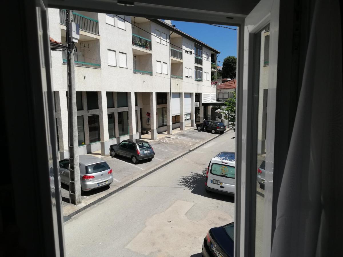Mondalva Guesthouse Sao Pedro de Alva المظهر الخارجي الصورة