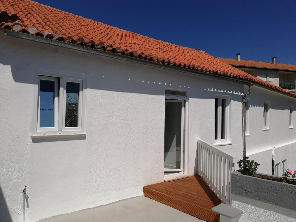 Mondalva Guesthouse Sao Pedro de Alva المظهر الخارجي الصورة