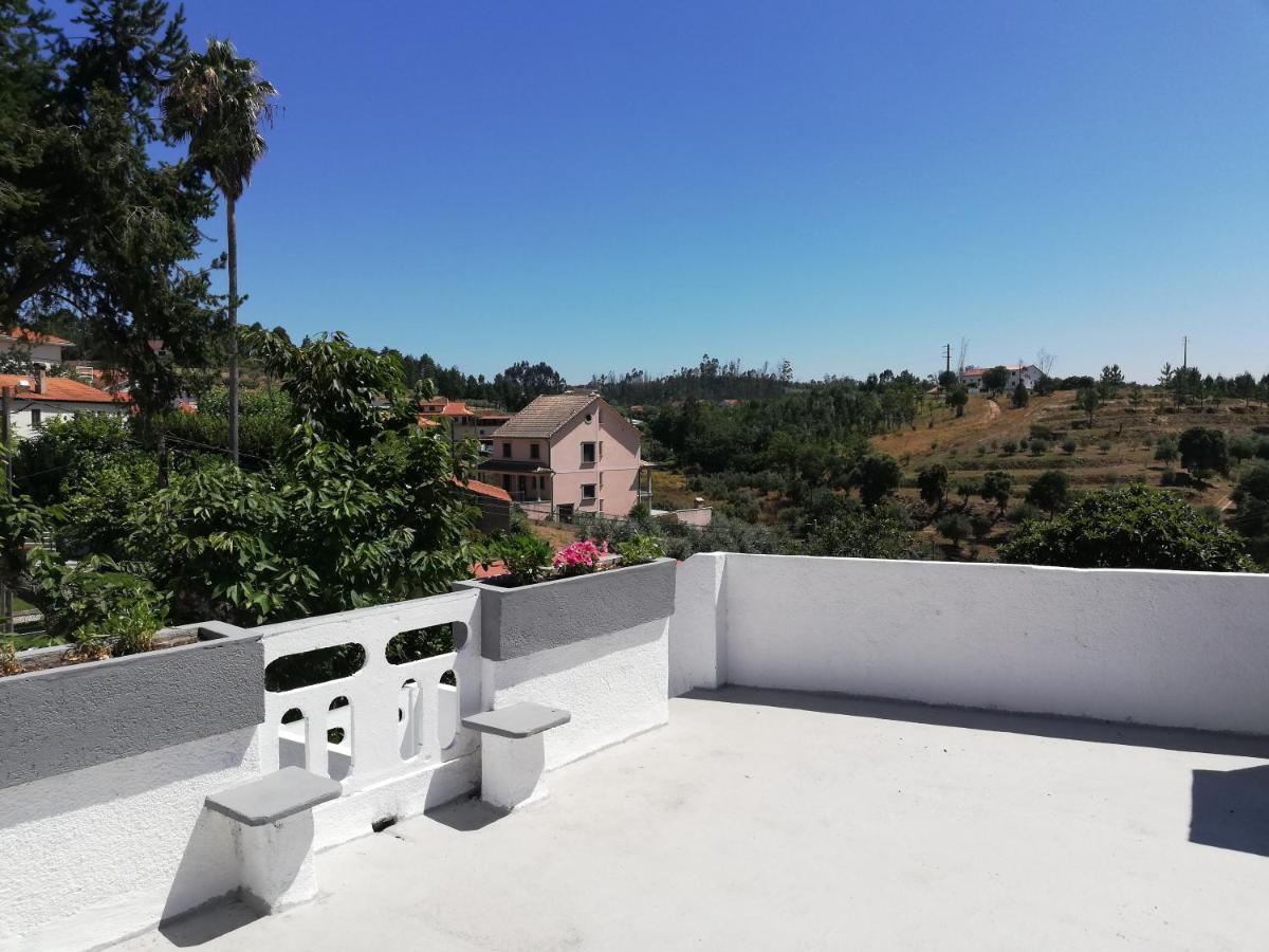 Mondalva Guesthouse Sao Pedro de Alva المظهر الخارجي الصورة