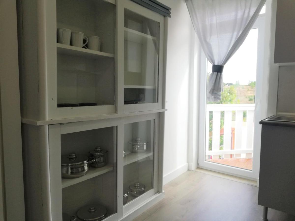 Mondalva Guesthouse Sao Pedro de Alva المظهر الخارجي الصورة
